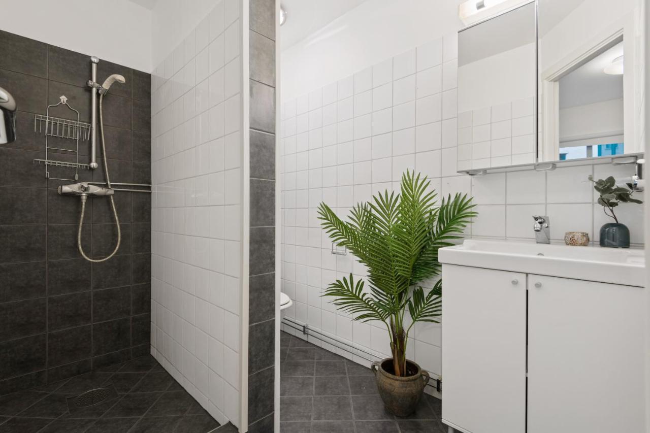 Nordic Host - City Center 2 Bed / 2 Bath - Skippergata - 3 Minutes From Station Oslo Exteriör bild